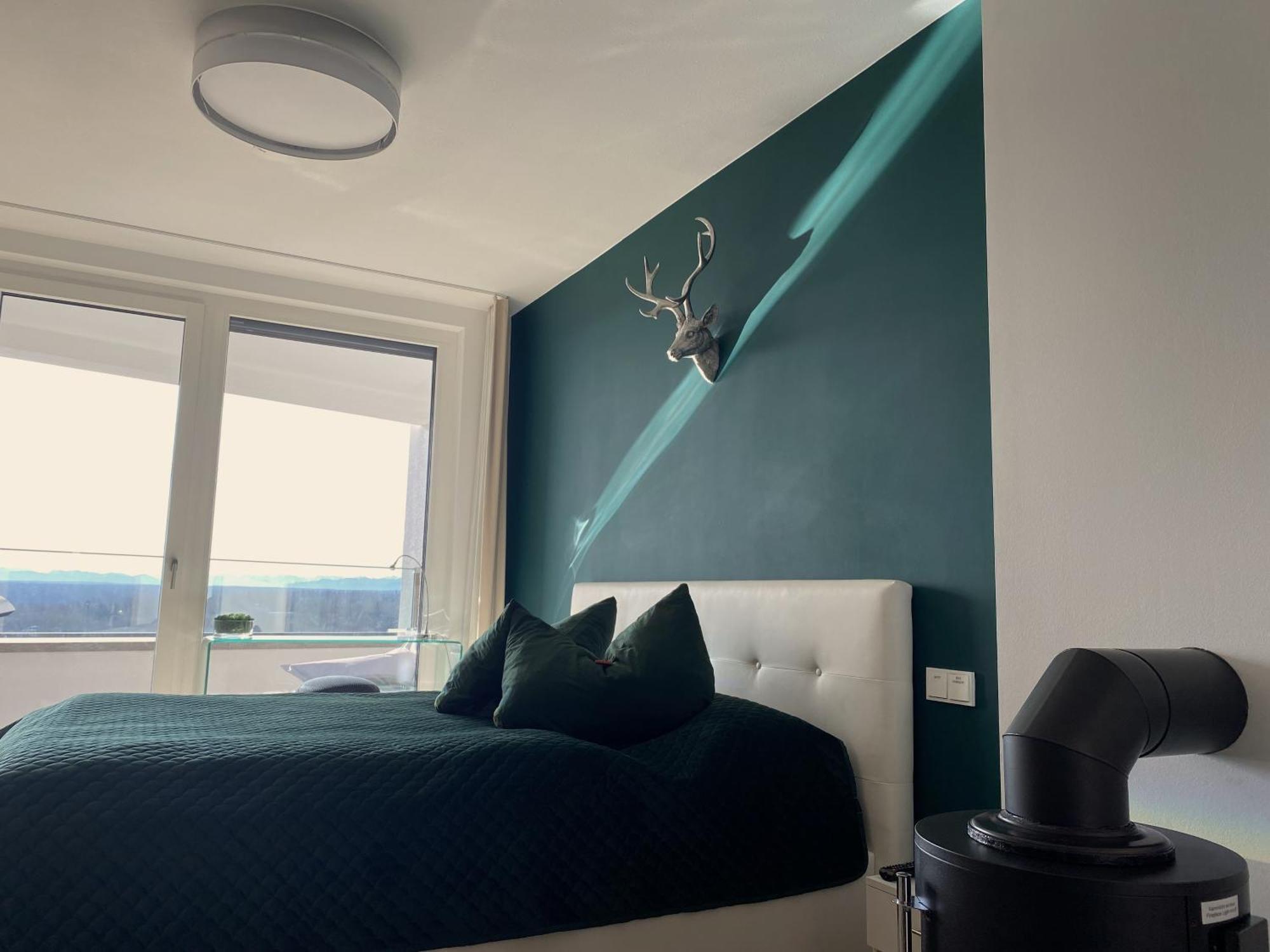 Alpen-Panorama Suite: Luxurious Mountain View Retreat in Munich Exterior photo